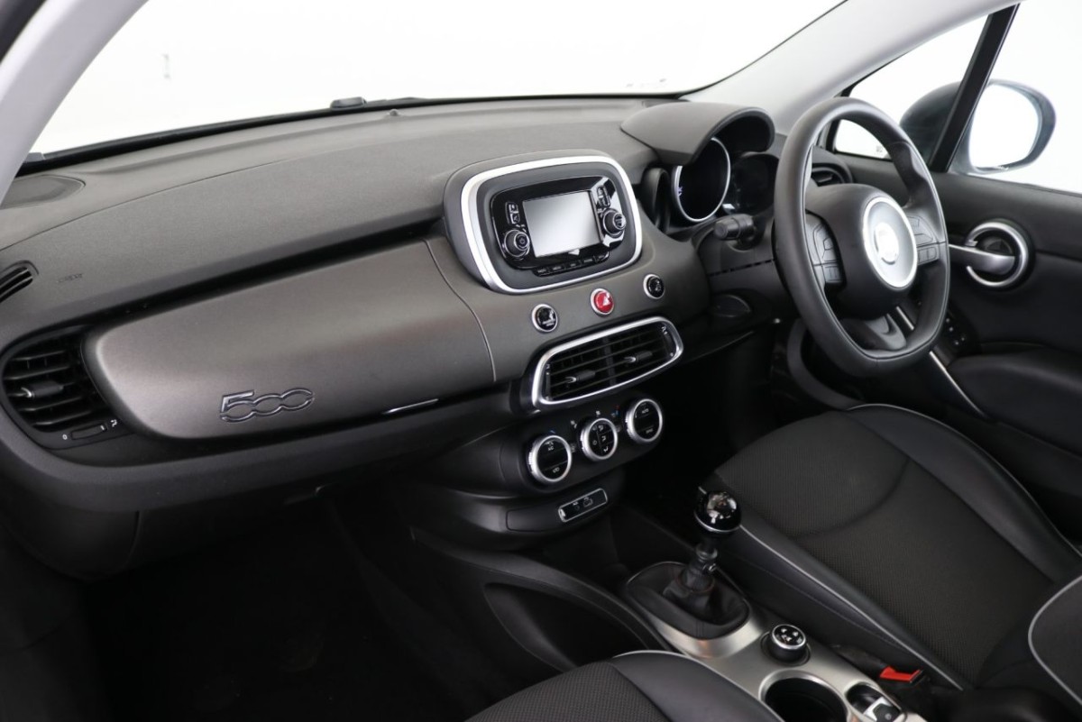 FIAT 500X 1.6 MULTIJET CROSS 5D 120 BHP HATCHBACK - 2016 - £8,990