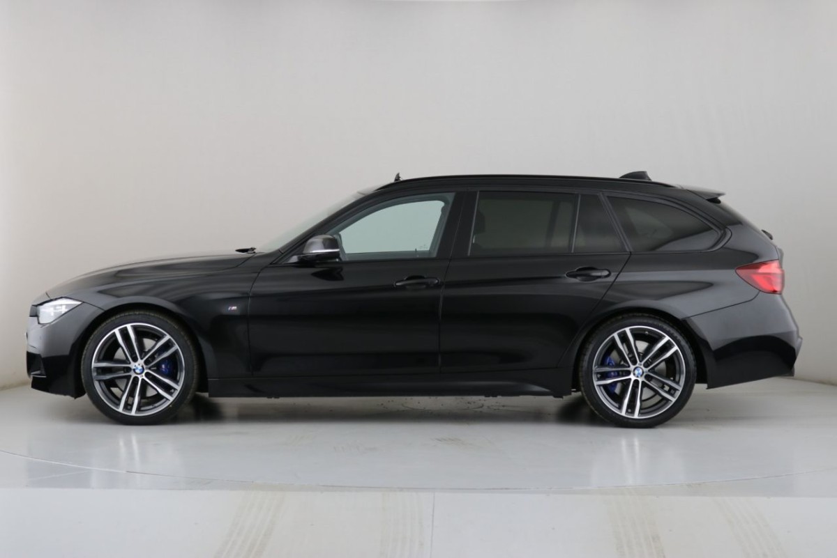 BMW 3 SERIES 2.0 320I M SPORT SHADOW EDITION TOURING 5D 181 BHP - 2019 - £26,800