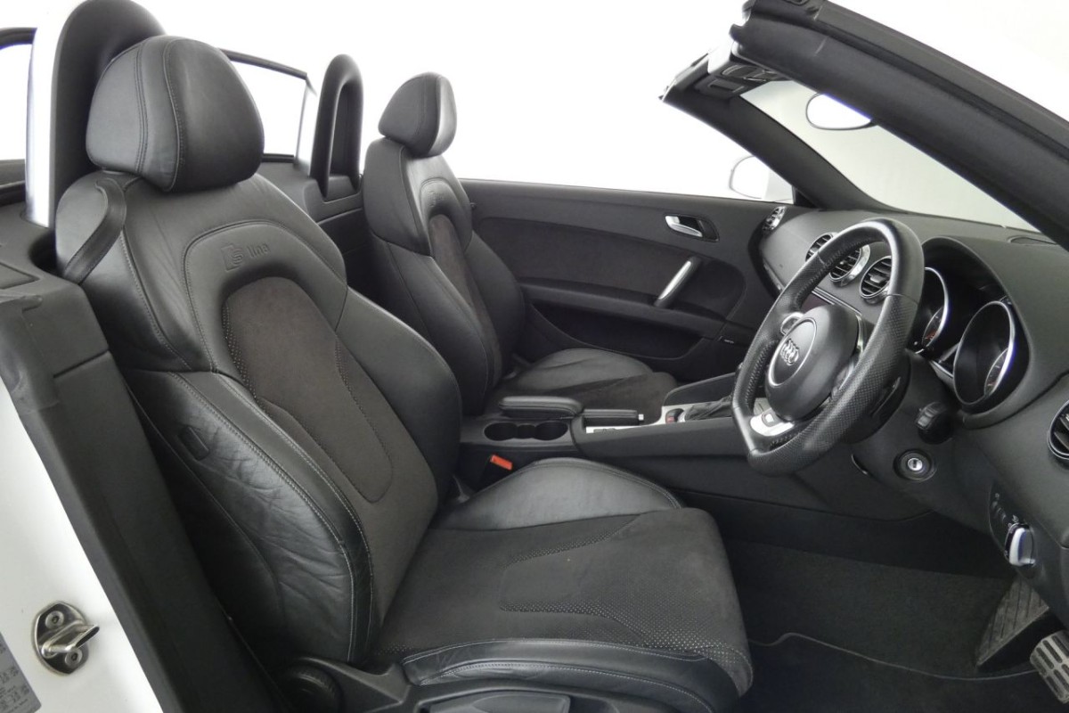 AUDI TT 2.0 TDI QUATTRO BLACK EDITION 2D AUTO 168 BHP CONVERTIBLE - 2013 - £11,400