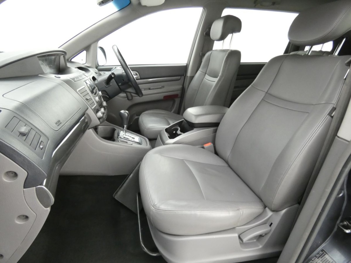 SSANGYONG RODIUS TURISMO 2.0 ES 5D AUTO 155 BHP MPV - 2015 - £9,700