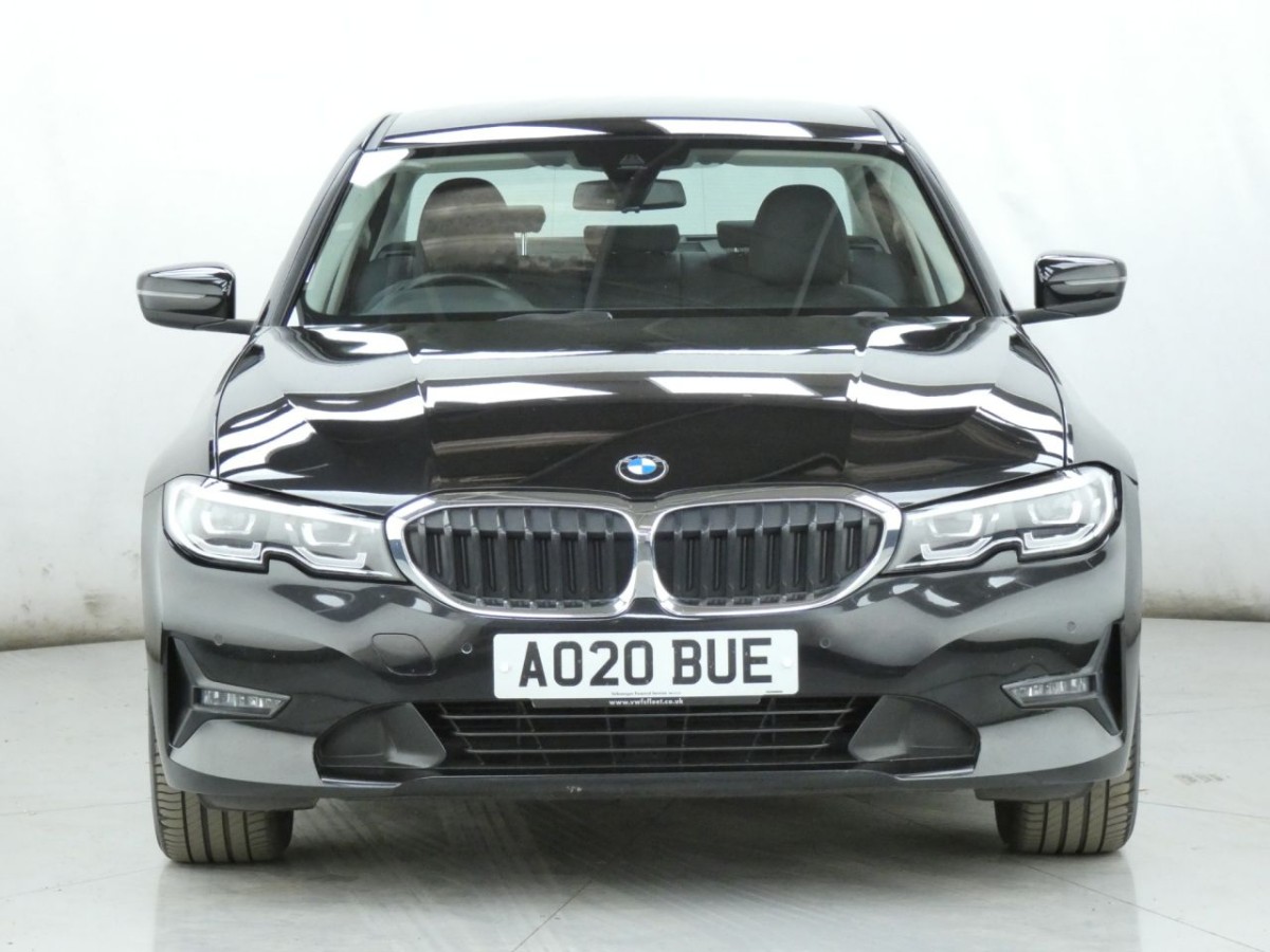 BMW 3 SERIES 2.0 318D SE 4D 148 BHP - 2020 - £14,990