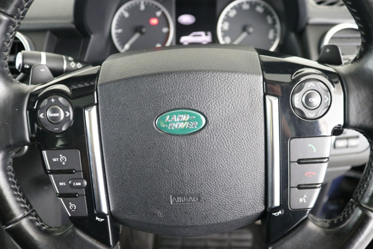 LAND ROVER DISCOVERY 3.0 4 SDV6 HSE 5D AUTO 255 BHP ESTATE - 2013 - £16,700