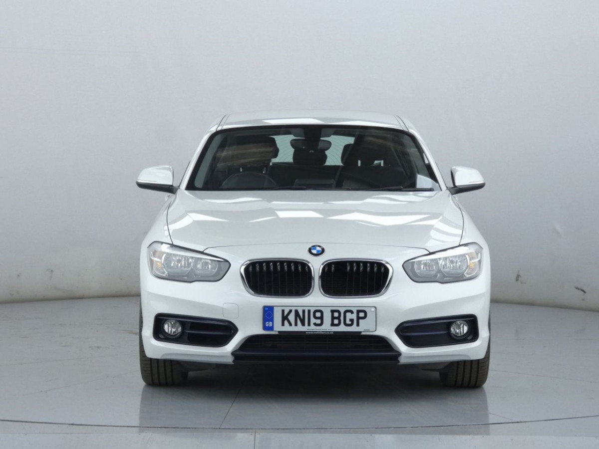 BMW 1 SERIES 1.5 118I SPORT 5D 134 BHP - 2019 - £15,700
