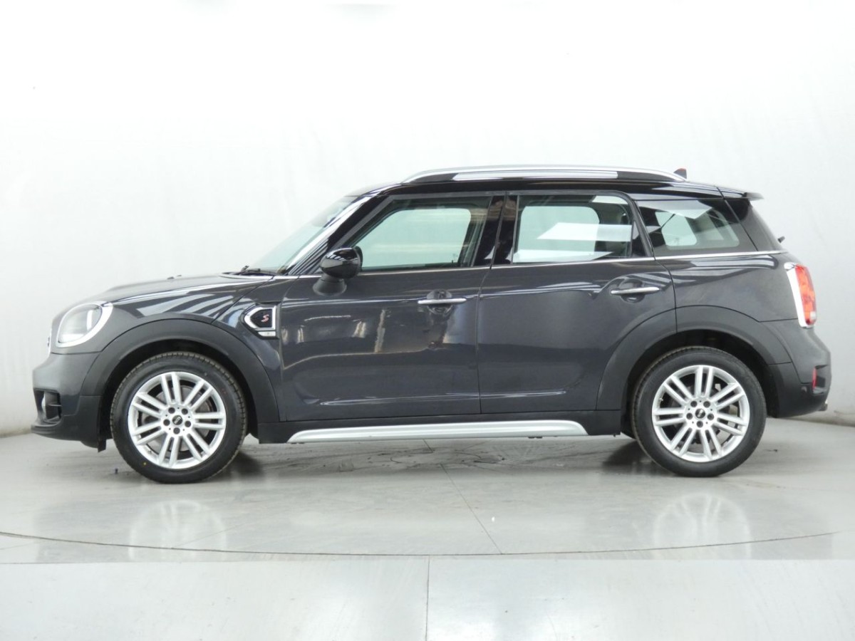 MINI COUNTRYMAN 2.0 COOPER S EXCLUSIVE 5D 190 BHP - 2019 - £14,700