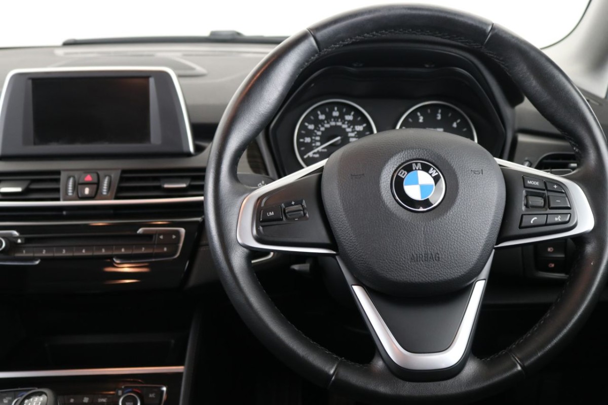 BMW 2 SERIES 2.0 220D LUXURY ACTIVE TOURER 5D 188 BHP - 2015 - £12,400