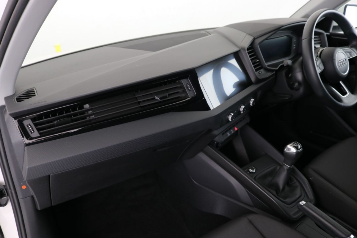 AUDI A1 1.0 SPORTBACK TFSI SE 5D 114 BHP - 2019 - £16,990