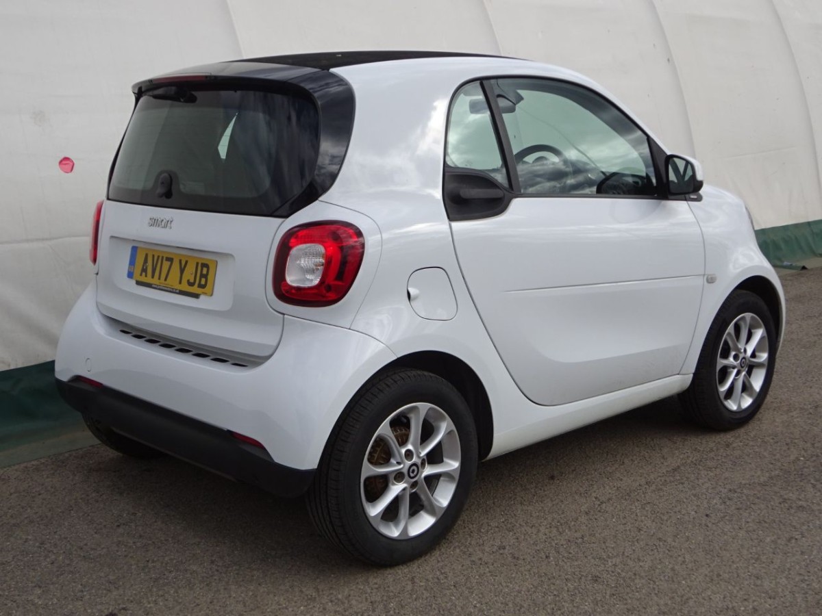 SMART FORTWO 1.0 PASSION 2D 71 BHP - 2017 - £7,990