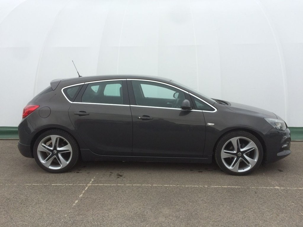 VAUXHALL ASTRA 1.4 LIMITED EDITION 5D 140 BHP - 2014 - £7,400