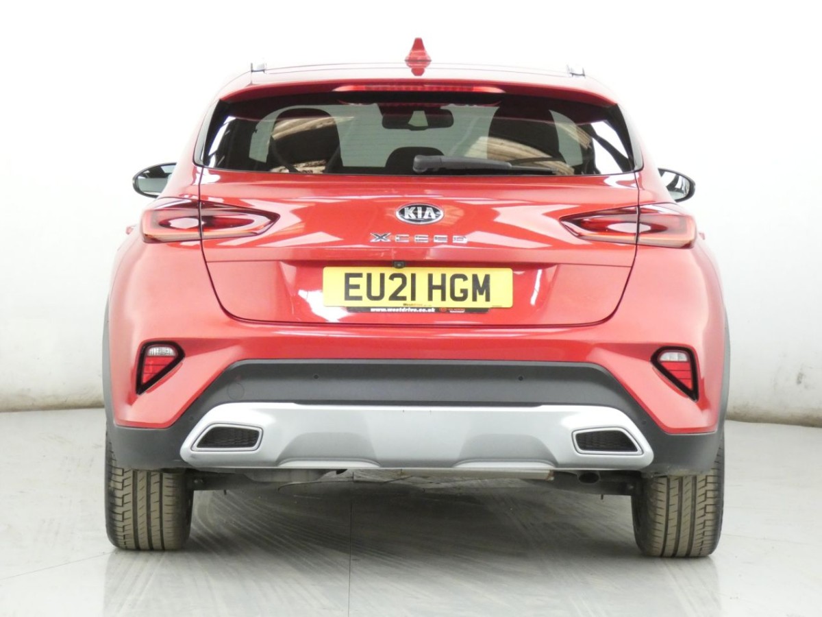 KIA XCEED 1.6 CRDI 3 ISG MHEV 5D 135 BHP - 2021 - £13,990