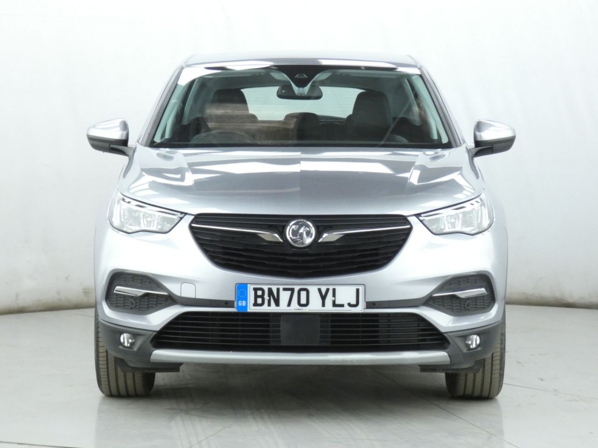 VAUXHALL GRANDLAND X 1.2 BUSINESS EDITION NAV 5D 129 BHP - 2020 - £13,700