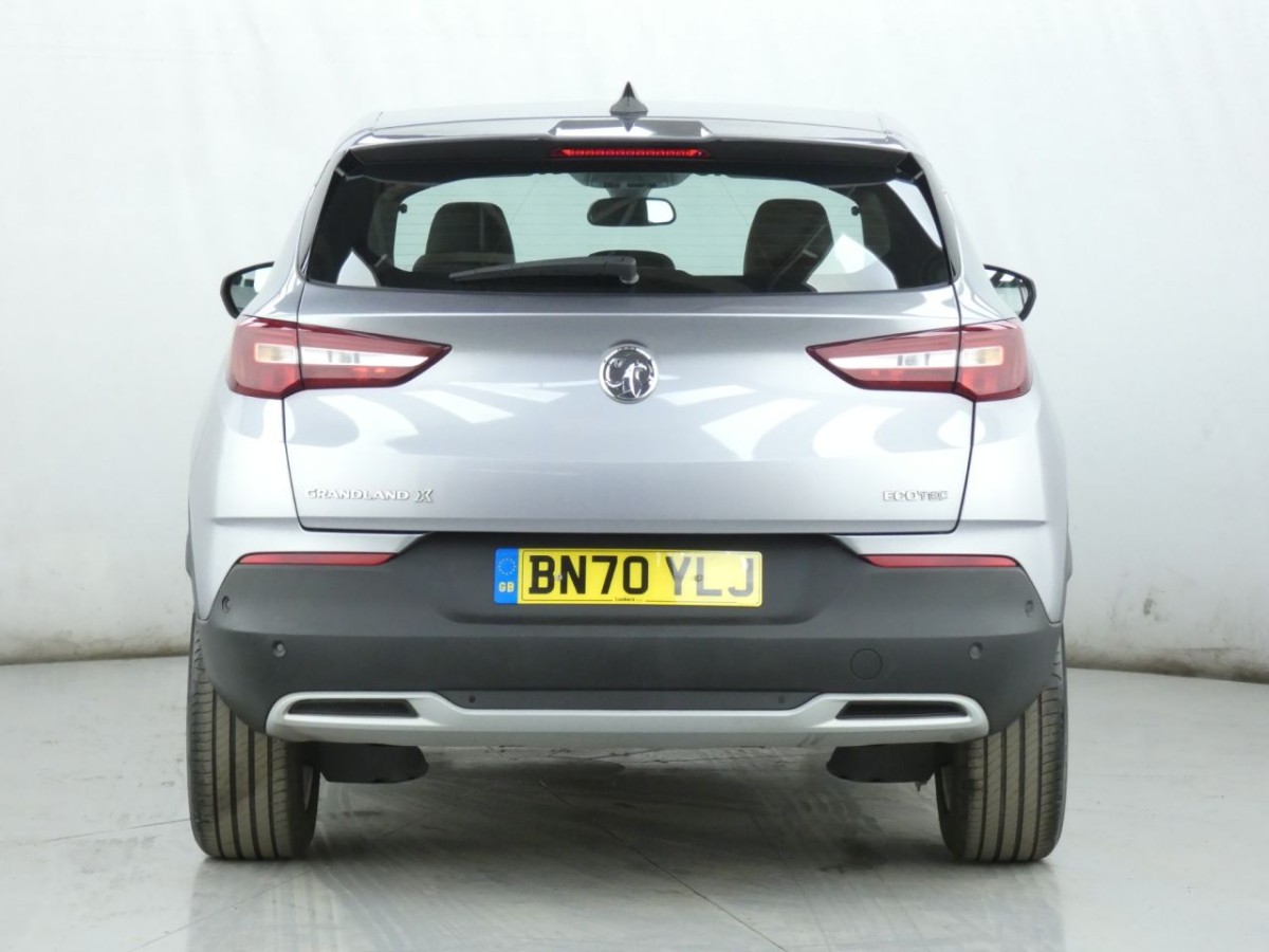 VAUXHALL GRANDLAND X 1.2 BUSINESS EDITION NAV 5D 129 BHP - 2020 - £13,700