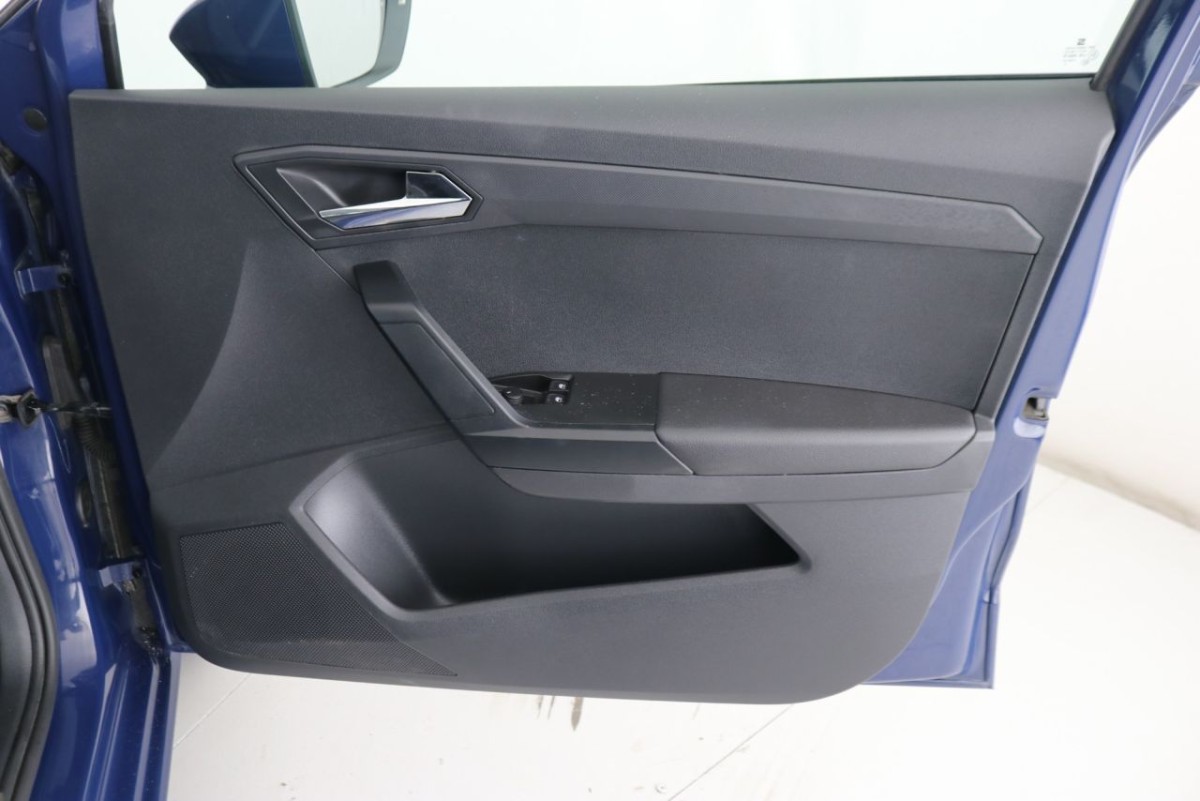 SEAT IBIZA 1.0 MPI SE TECHNOLOGY 5D 74 BHP - 2018 - £6,790