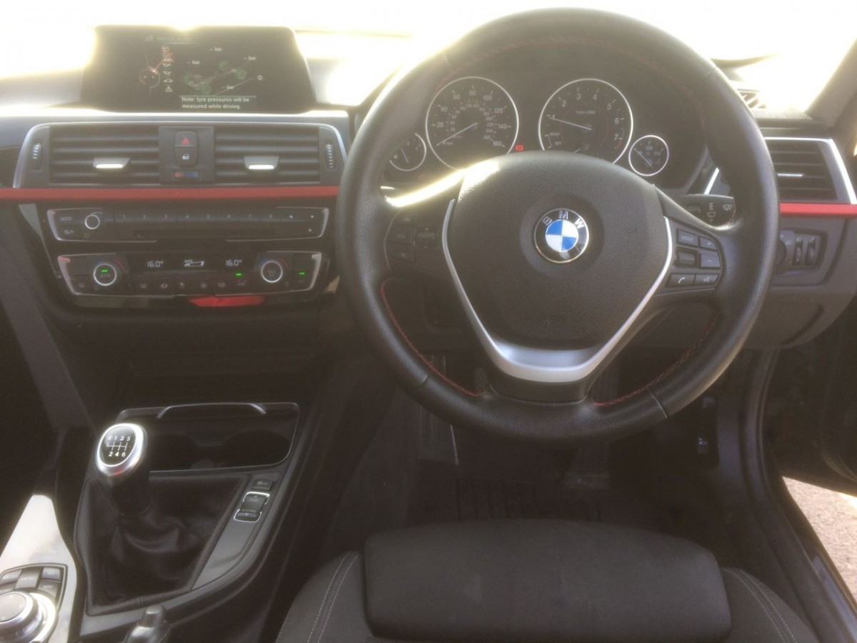 BMW 3 SERIES 1.5 318I SPORT 4D 135 BHP - 2016 - £11,600