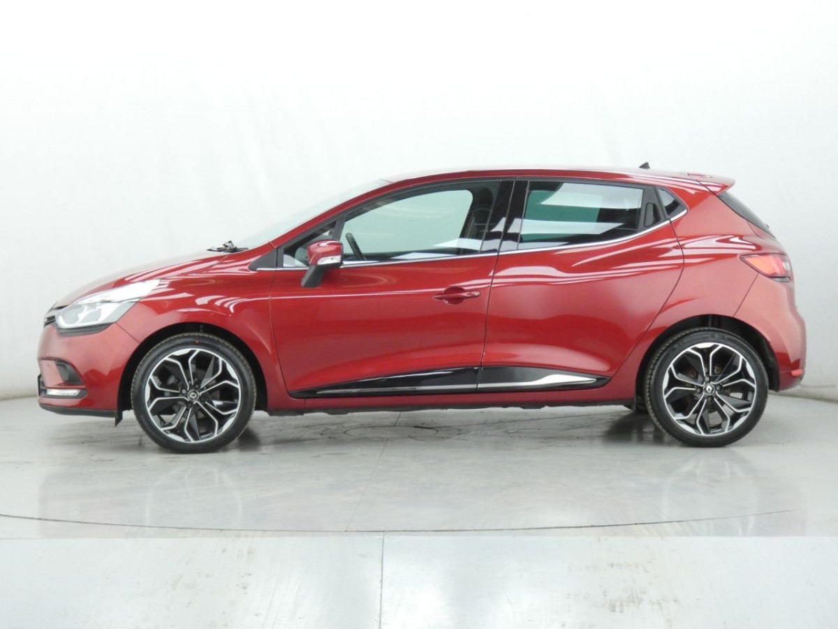 RENAULT CLIO 0.9 ICONIC TCE 5D 89 BHP - 2019 - £9,700