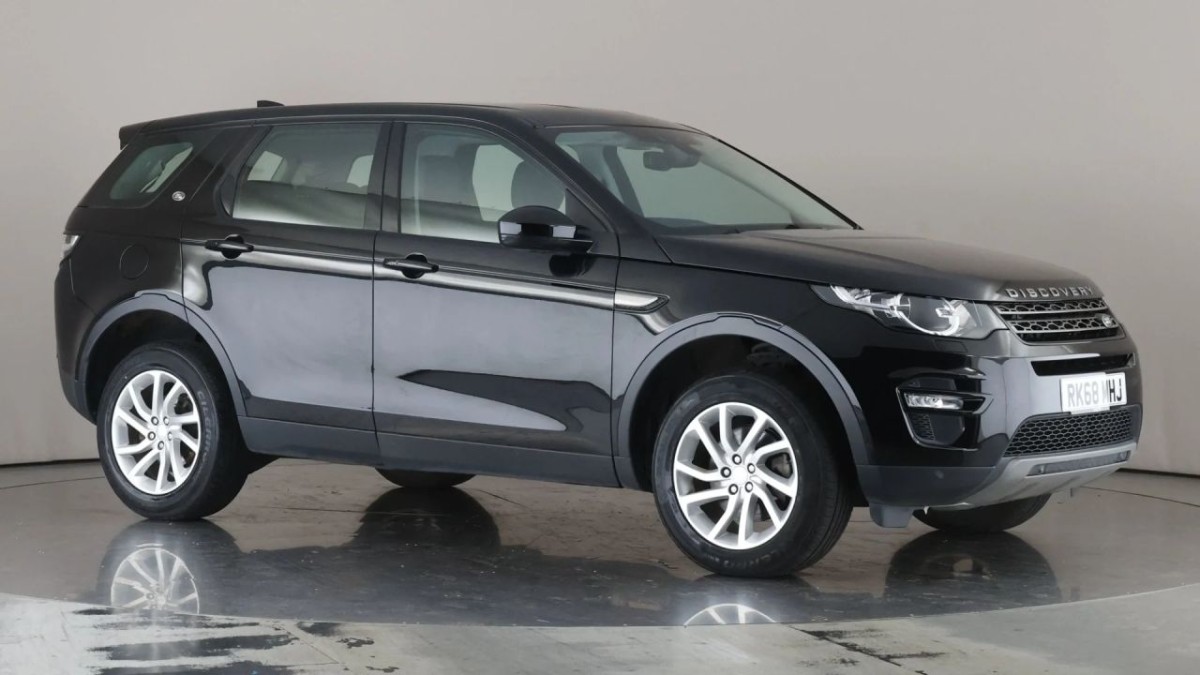 LAND ROVER DISCOVERY SPORT 2.0 TD4 SE TECH 5D 178 BHP - 2018 - £18,400