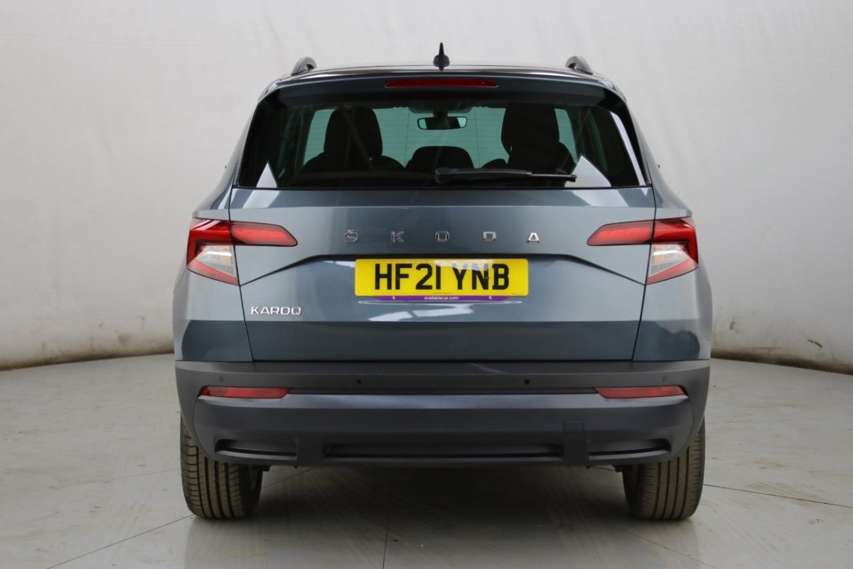 SKODA KAROQ 1.0 SE TSI 5D 109 BHP - 2021 - £14,400