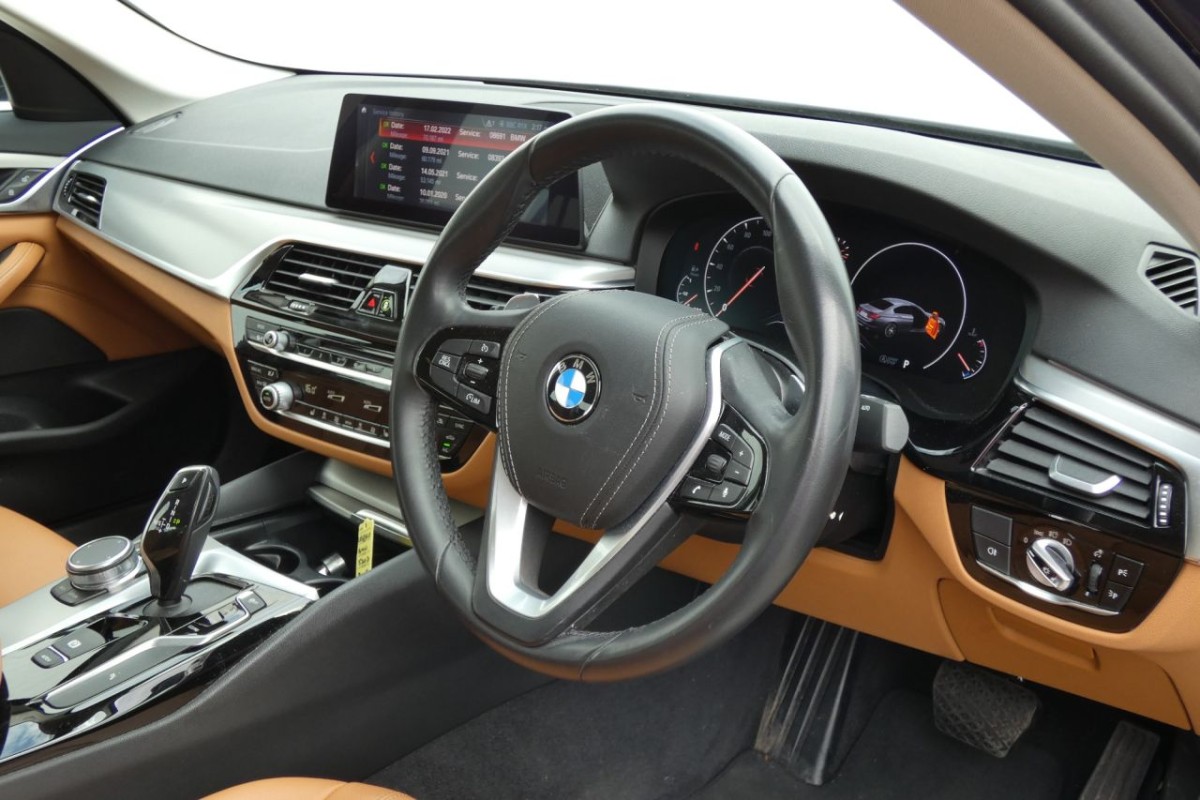 BMW 5 SERIES 2.0 520D SE 4D 188 BHP - 2018 - £17,990