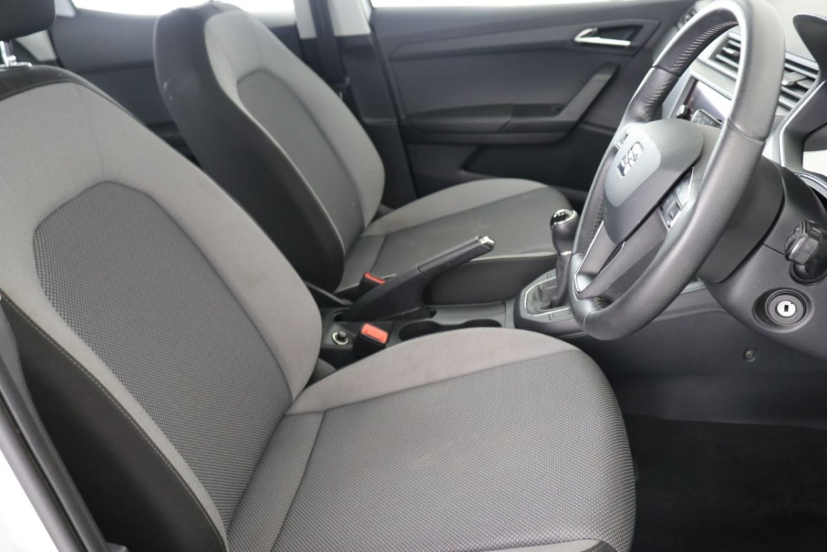 SEAT IBIZA 1.0 MPI SE TECHNOLOGY 5D 74 BHP - 2018 - £9,790