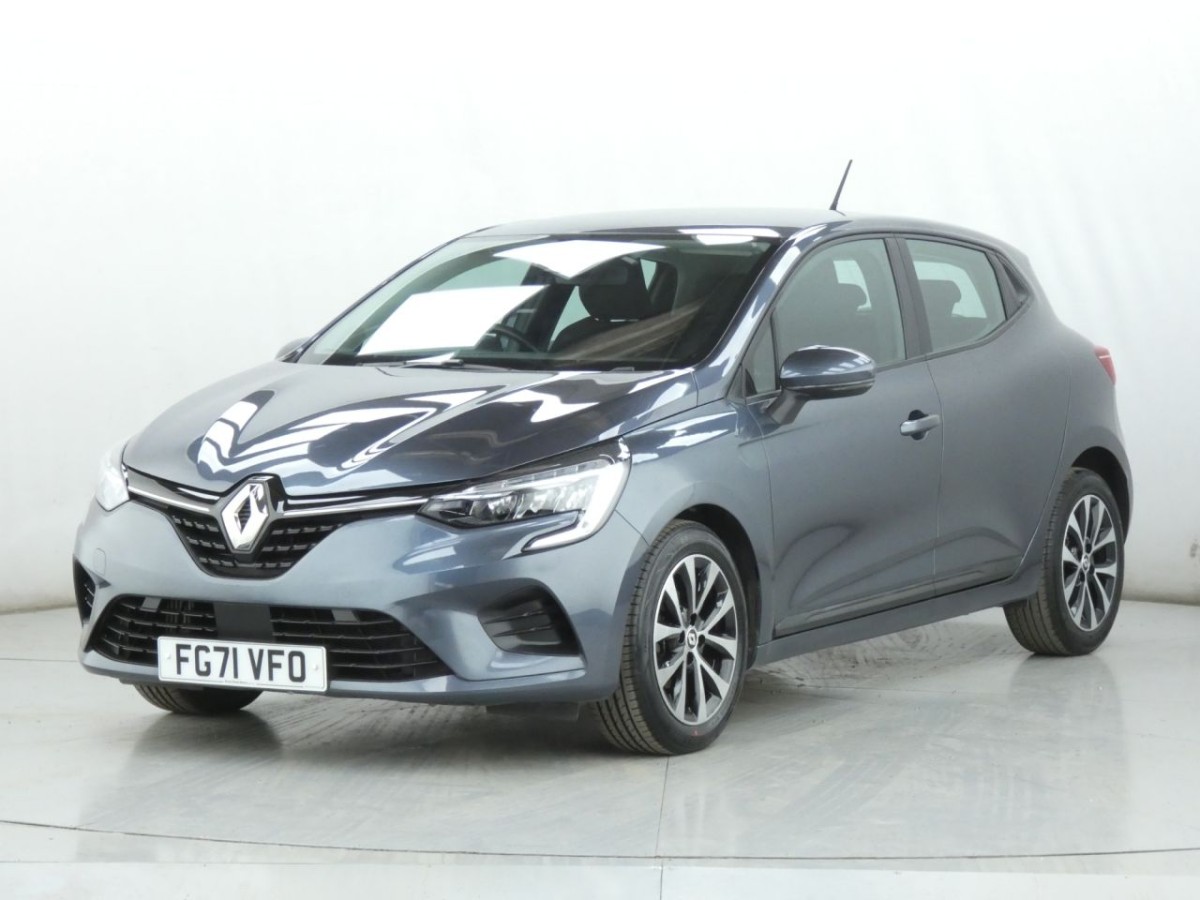 RENAULT CLIO 1.0 ICONIC TCE 5D 90 BHP - 2021 - £9,990