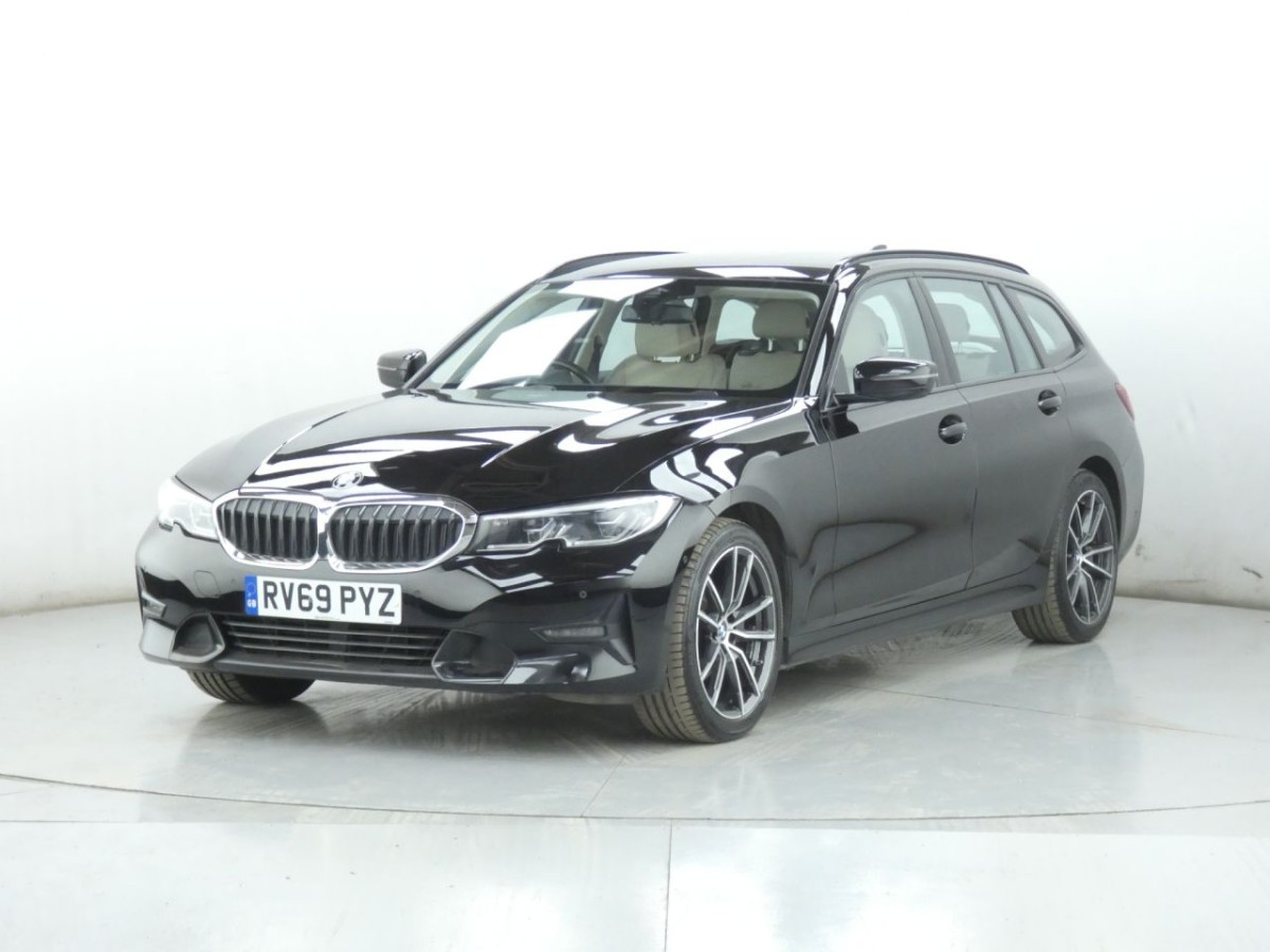 BMW 3 SERIES 2.0 320D SPORT 5D 188 BHP - 2019 - £17,990