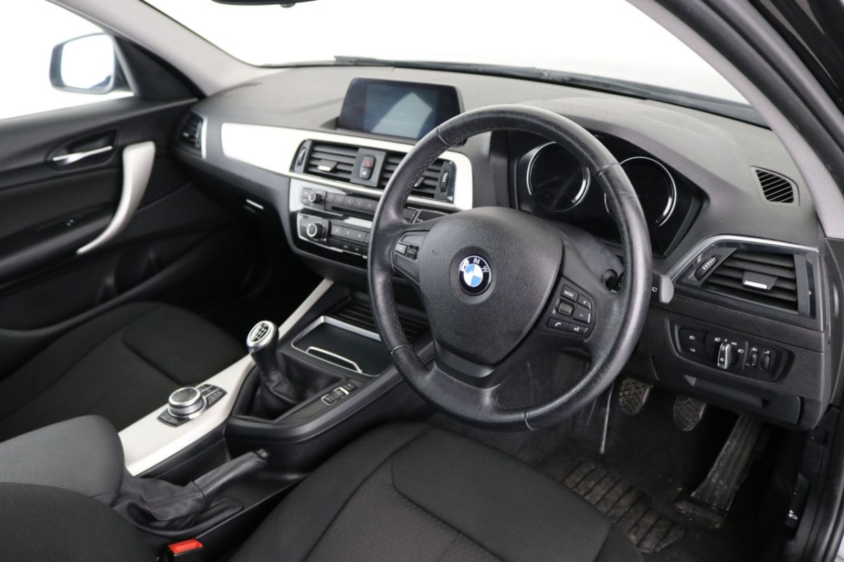BMW 1 SERIES 1.5 118I SE 5D 134 BHP - 2018 - £13,990