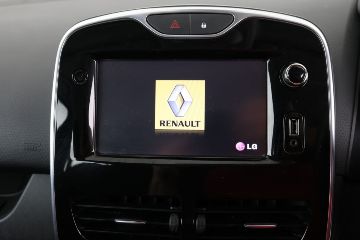 RENAULT CLIO 1.5 DYNAMIQUE MEDIANAV ENERGY DCI S/S 5D 90 BHP - 2015 - £7,490