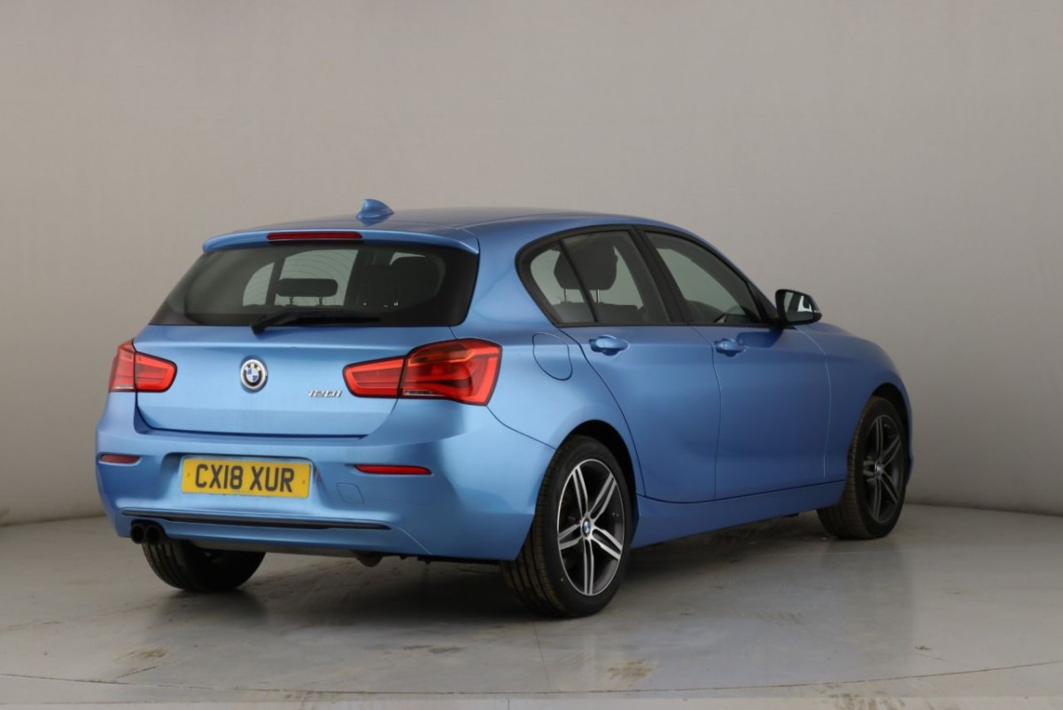 BMW 1 SERIES 2.0 120I SPORT 5D 181 BHP - 2018 - £15,790