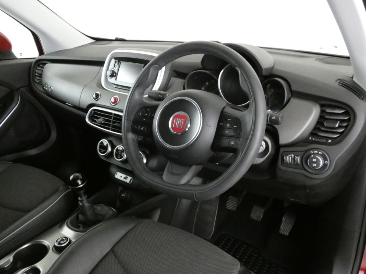 FIAT 500X 1.6 MULTIJET CROSS 5D 120 BHP HATCHBACK - 2016 - £8,700
