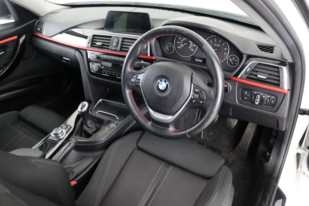 BMW 3 SERIES 1.5 318I SPORT 4D 135 BHP - 2016 - £12,990