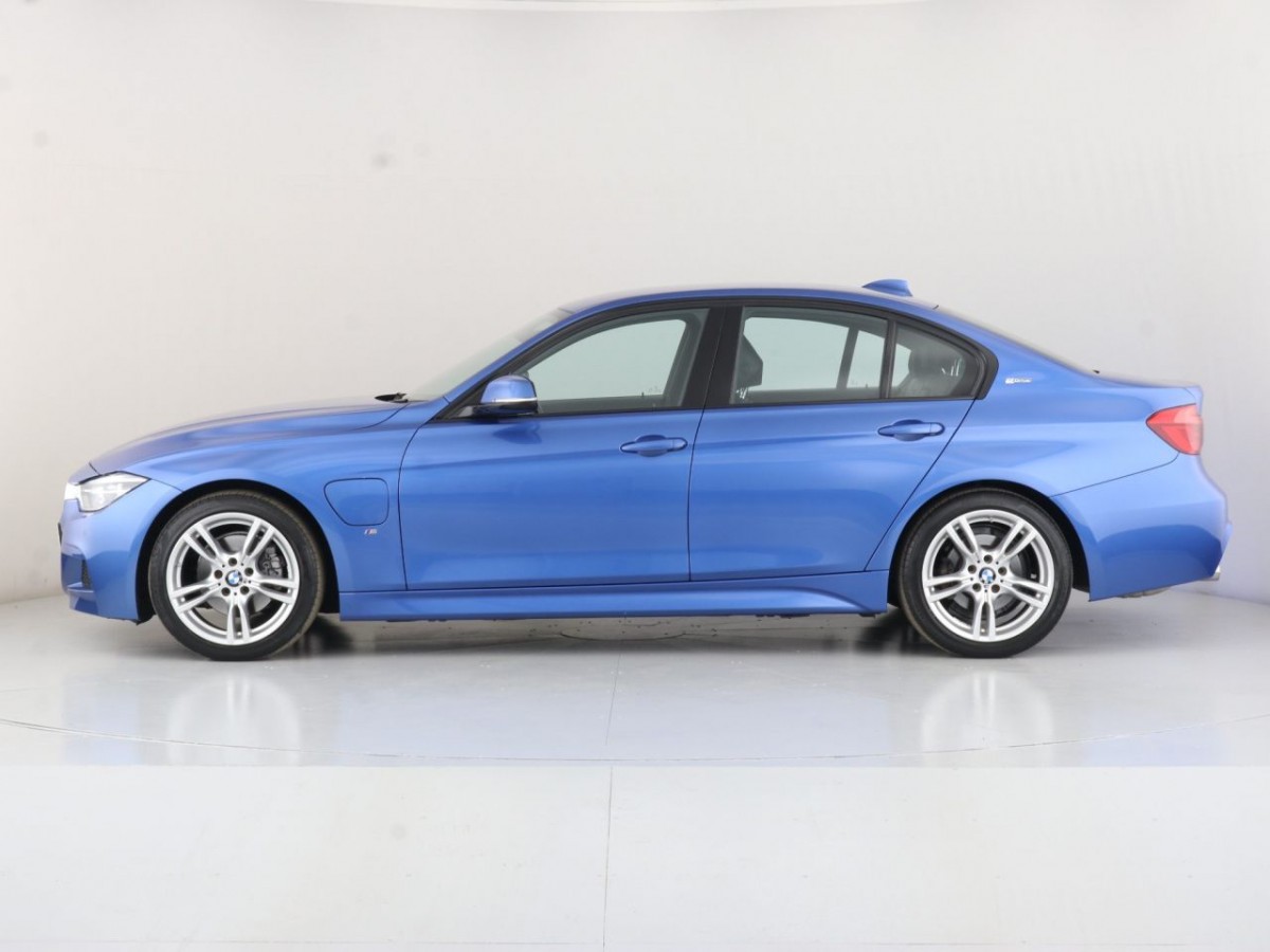 BMW 3 SERIES 2.0 330E M SPORT 4D 181 BHP - 2018 - £20,400