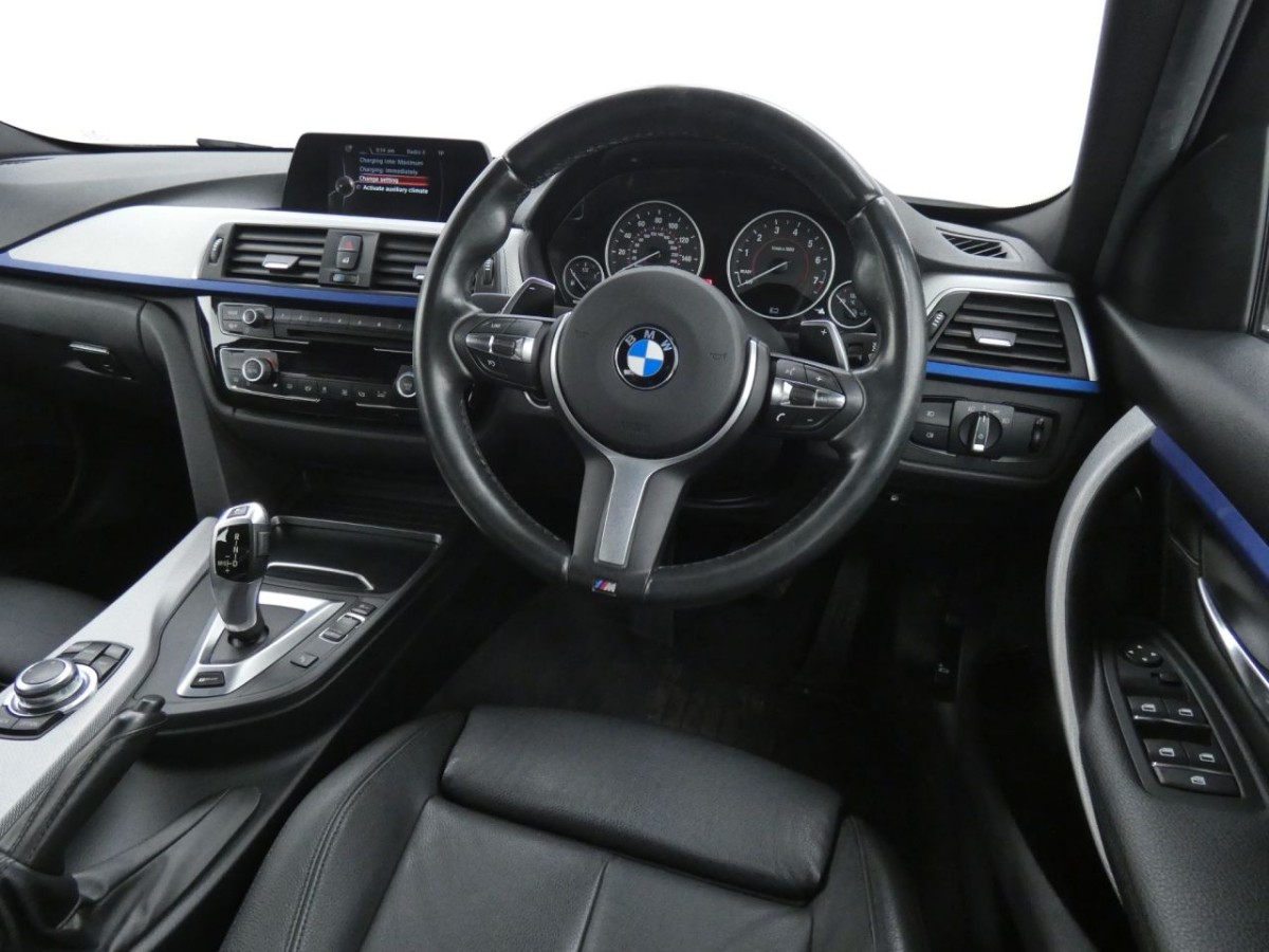 BMW 3 SERIES 2.0 330E M SPORT 4D 181 BHP - 2016 - £11,200