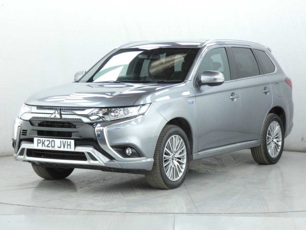 MITSUBISHI OUTLANDER 2.4 PHEV DYNAMIC 5D 222 BHP - 2020 - £15,400