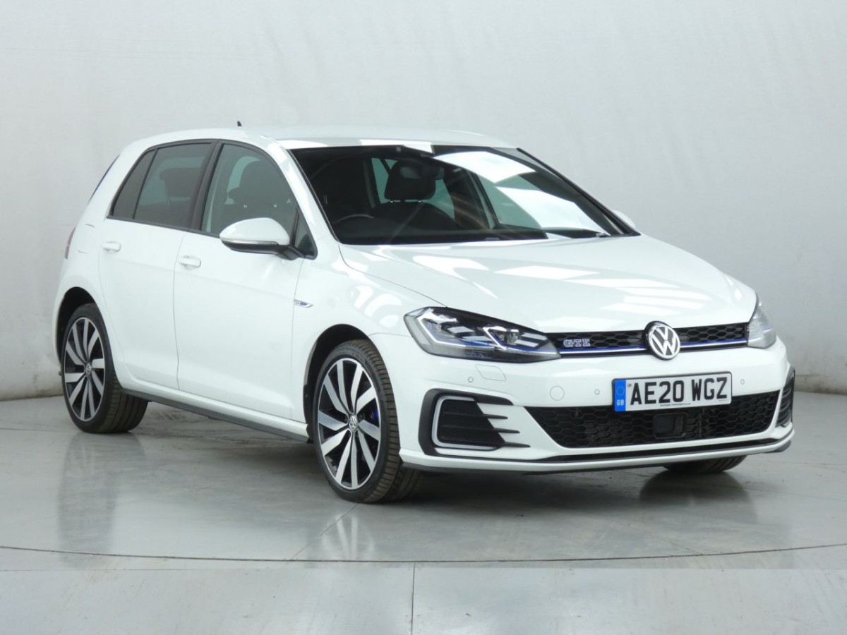 VOLKSWAGEN GOLF 1.4 GTE ADVANCE DSG 5D 202 BHP - 2020 - £12,990