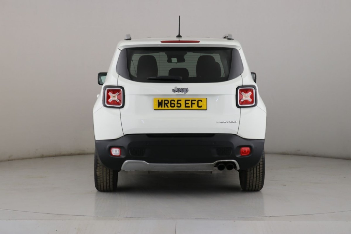 JEEP RENEGADE 1.4 LIMITED 5D 138 BHP - 2015 - £10,400