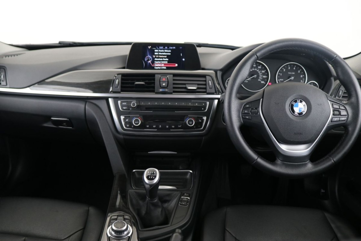 BMW 3 SERIES 2.0 320I LUXURY 4D 181 BHP - 2015 - £11,400
