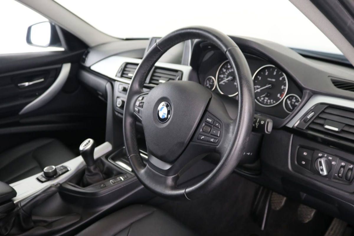 BMW 3 SERIES 2.0 320D SE 4D 184 BHP SALOON - 2012 - £8,990
