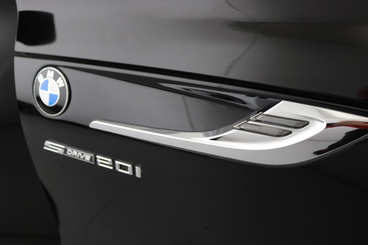 BMW Z4 2.0 Z4 SDRIVE20I ROADSTER 2D 181 BHP - 2014 - £12,990