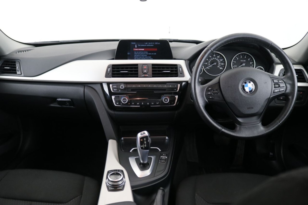 BMW 3 SERIES 2.0 320I SE 4D 181 BHP - 2018 - £14,490