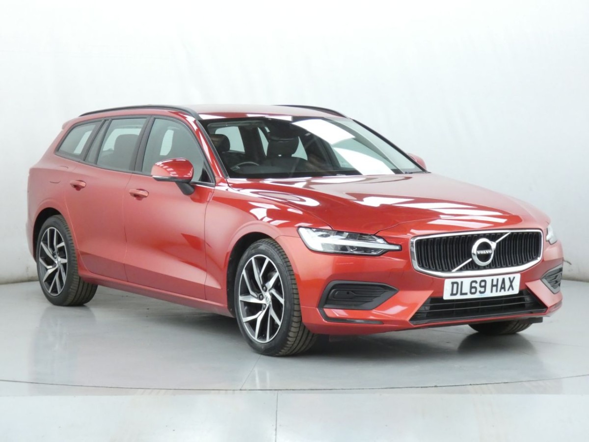 VOLVO V60 2.0 D3 MOMENTUM PLUS 5D 148 BHP - 2020 - £13,400