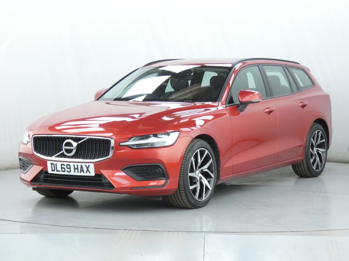 VOLVO V60 2.0 D3 MOMENTUM PLUS 5D 148 BHP - 2020 - £13,400