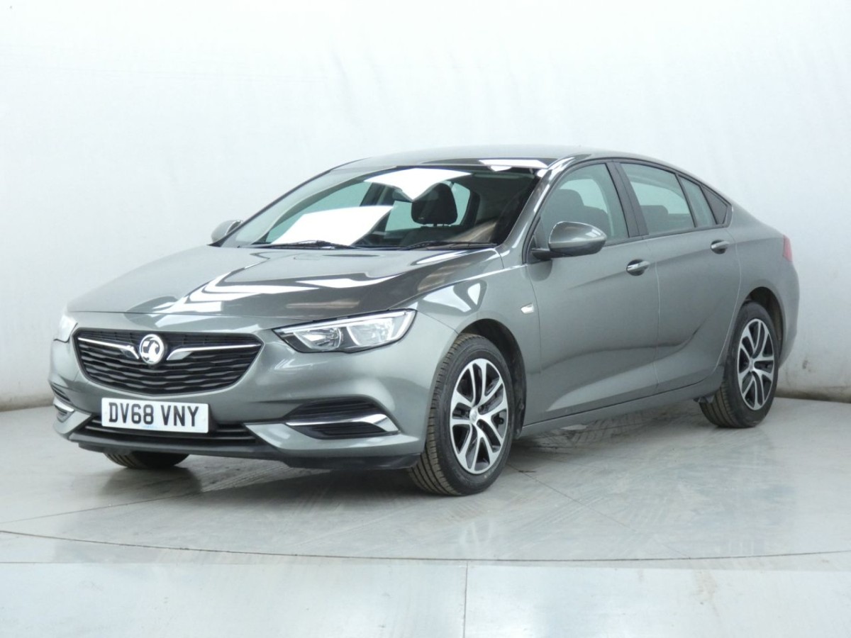 VAUXHALL INSIGNIA GRAND SPORT 1.6 DESIGN NAV 5D 109 BHP - 2018 - £7,700