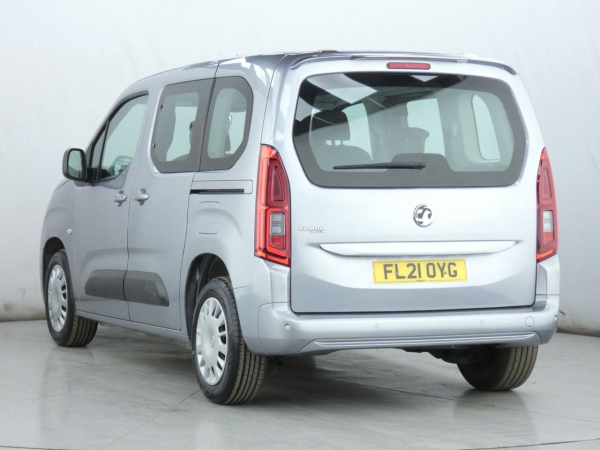 VAUXHALL COMBO LIFE EDITION S/S 5D 109 BHP - 2021 - £12,990