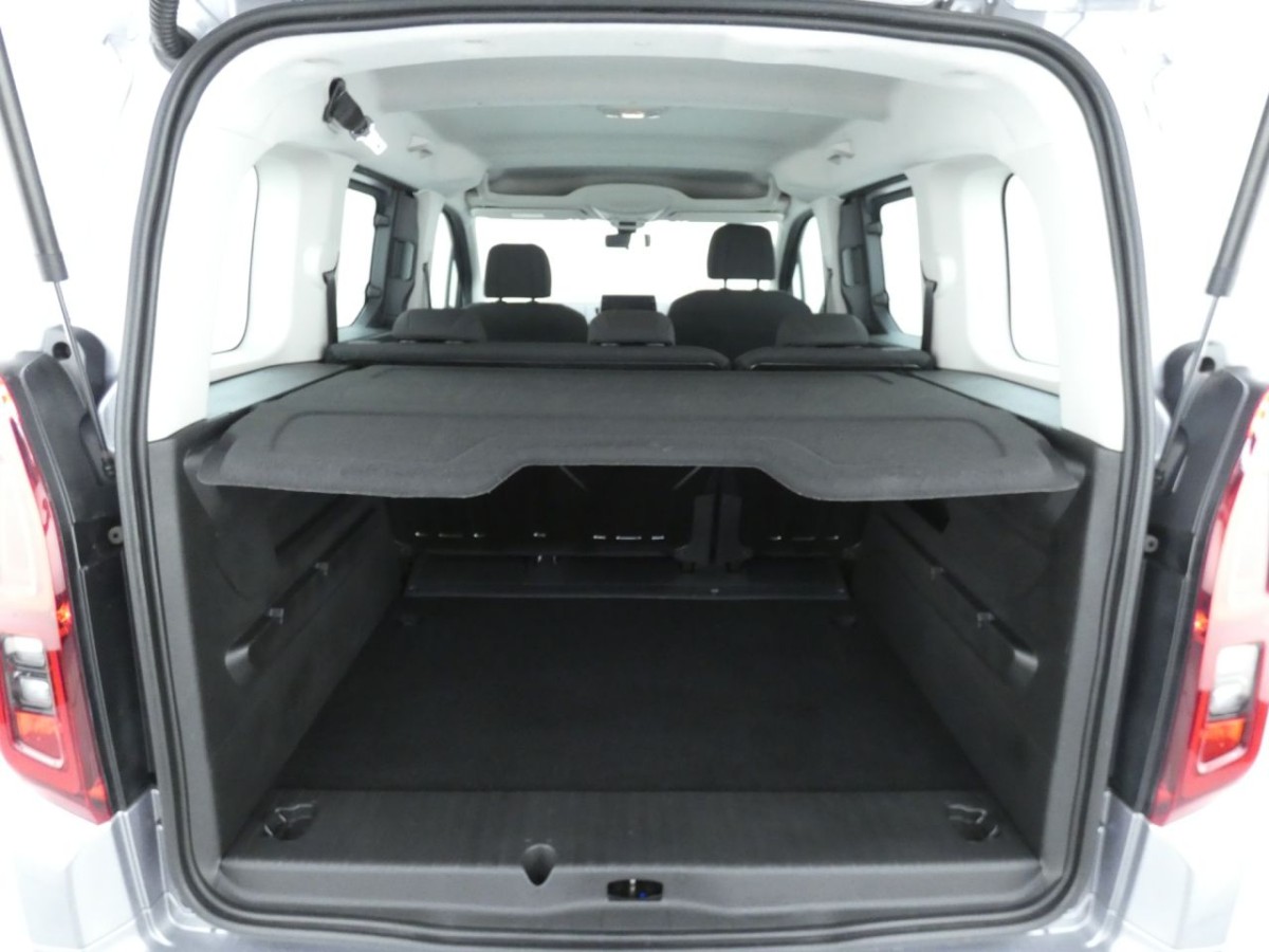 VAUXHALL COMBO LIFE EDITION S/S 5D 109 BHP - 2021 - £12,990