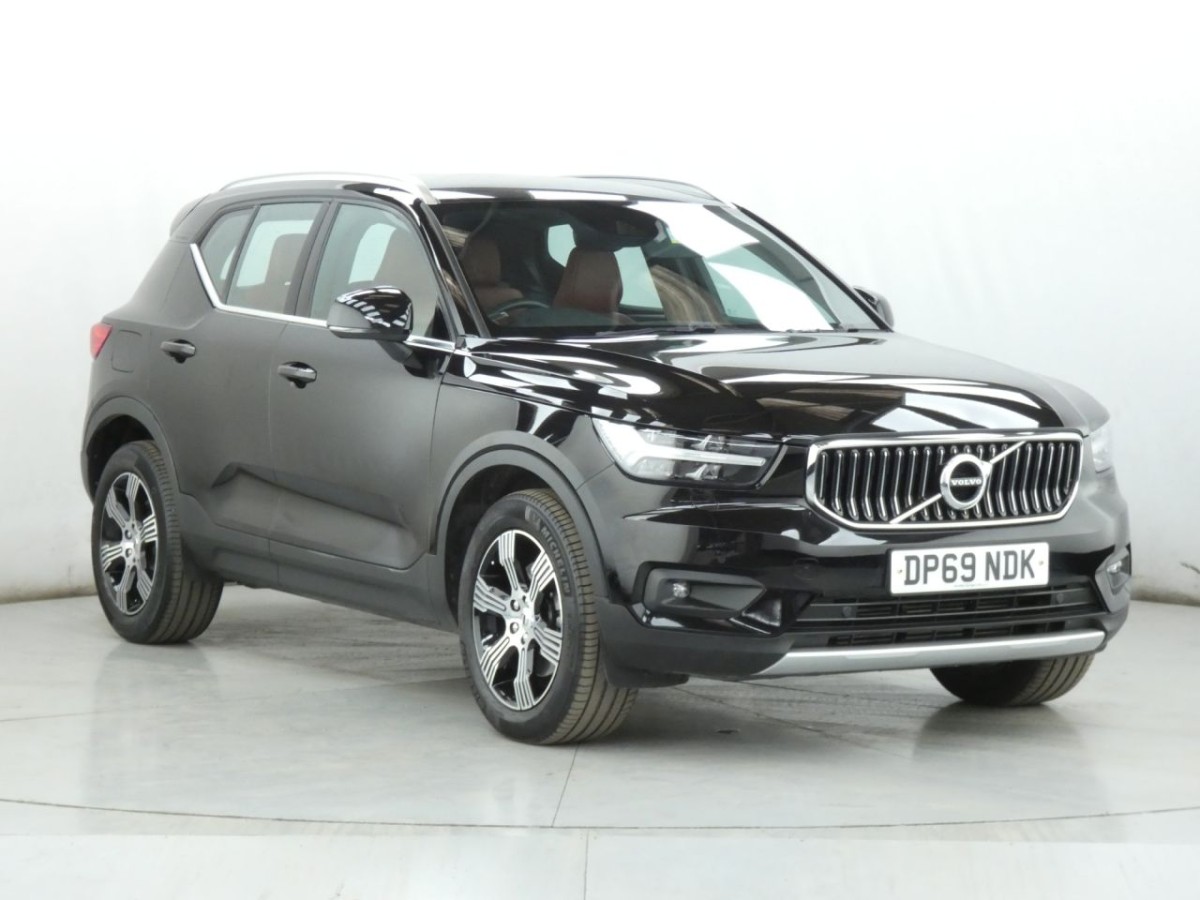 VOLVO XC40 2.0 T4 INSCRIPTION 5D 188 BHP - 2019 - £23,400