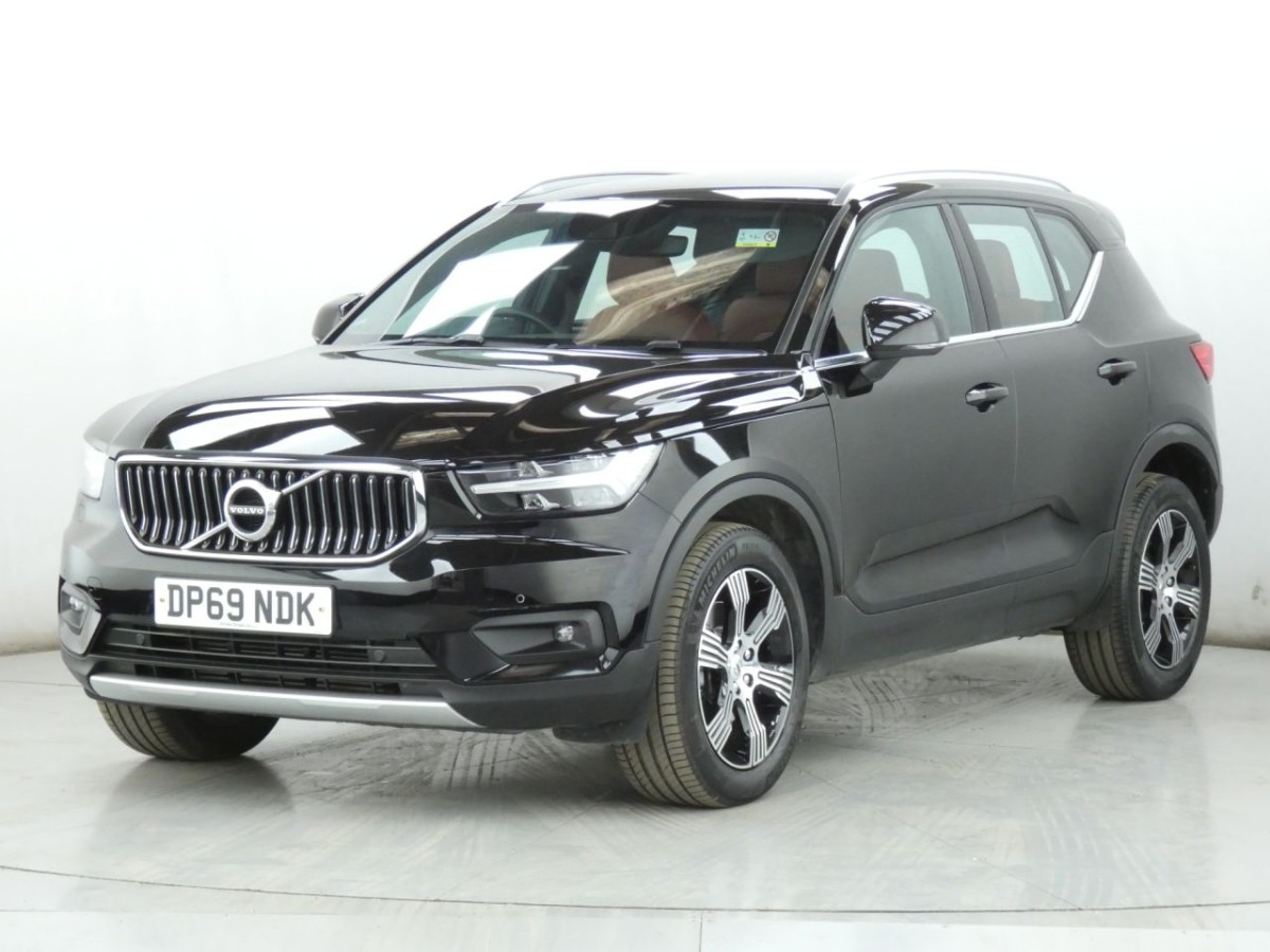 VOLVO XC40 2.0 T4 INSCRIPTION 5D 188 BHP - 2019 - £23,400