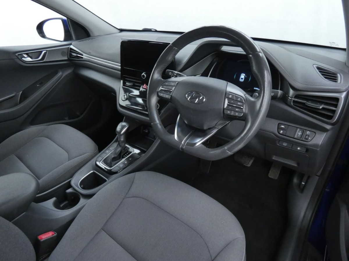 HYUNDAI IONIQ 1.6 PREMIUM MHEV 5D 140 BHP - 2021 - £13,990