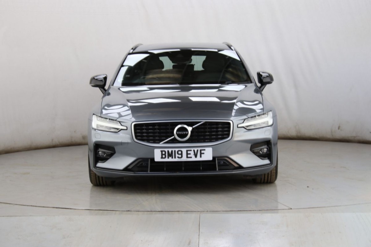 VOLVO V60 2.0 D4 R-DESIGN 5D 188 BHP - 2019 - £17,700