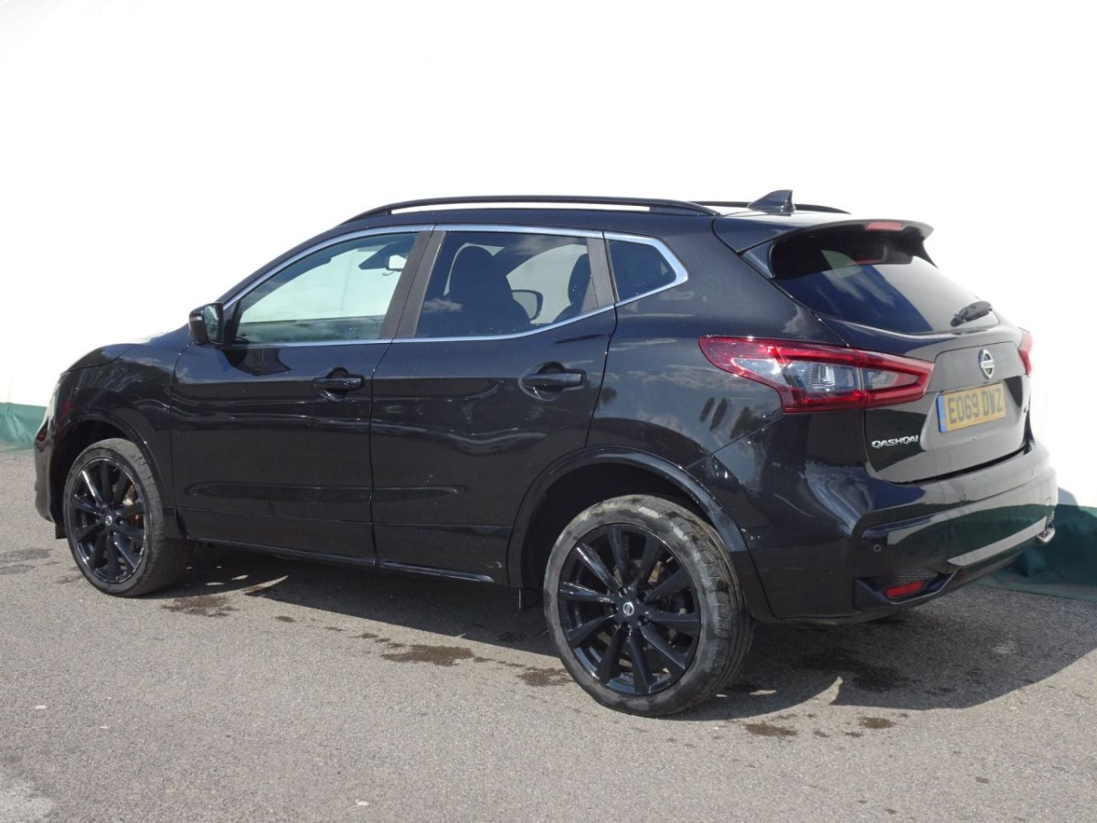 NISSAN QASHQAI 1.3 DIG-T N-TEC 5D 140 BHP - 2020 - £13,990