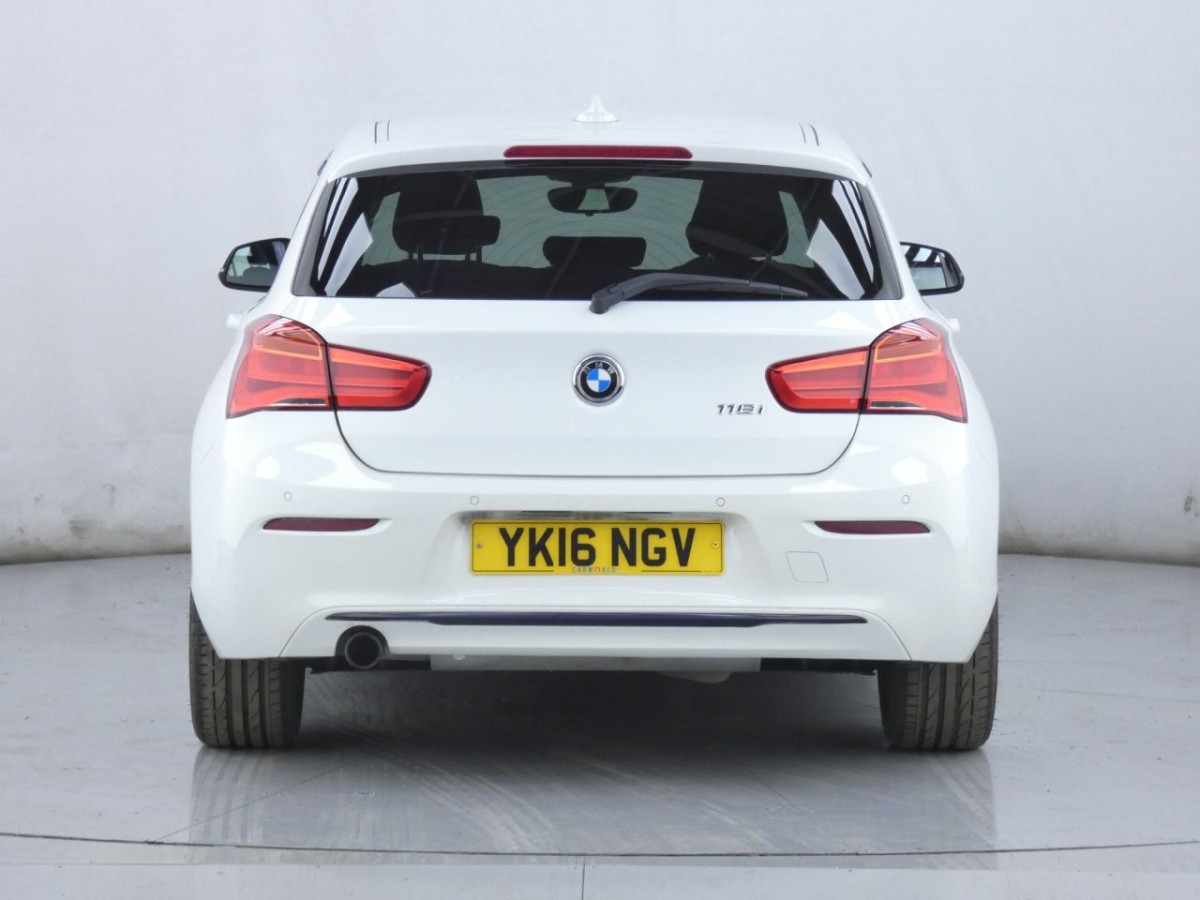 BMW 1 SERIES 1.5 118I SPORT 5D 134 BHP HATCHBACK - 2016 - £8,790