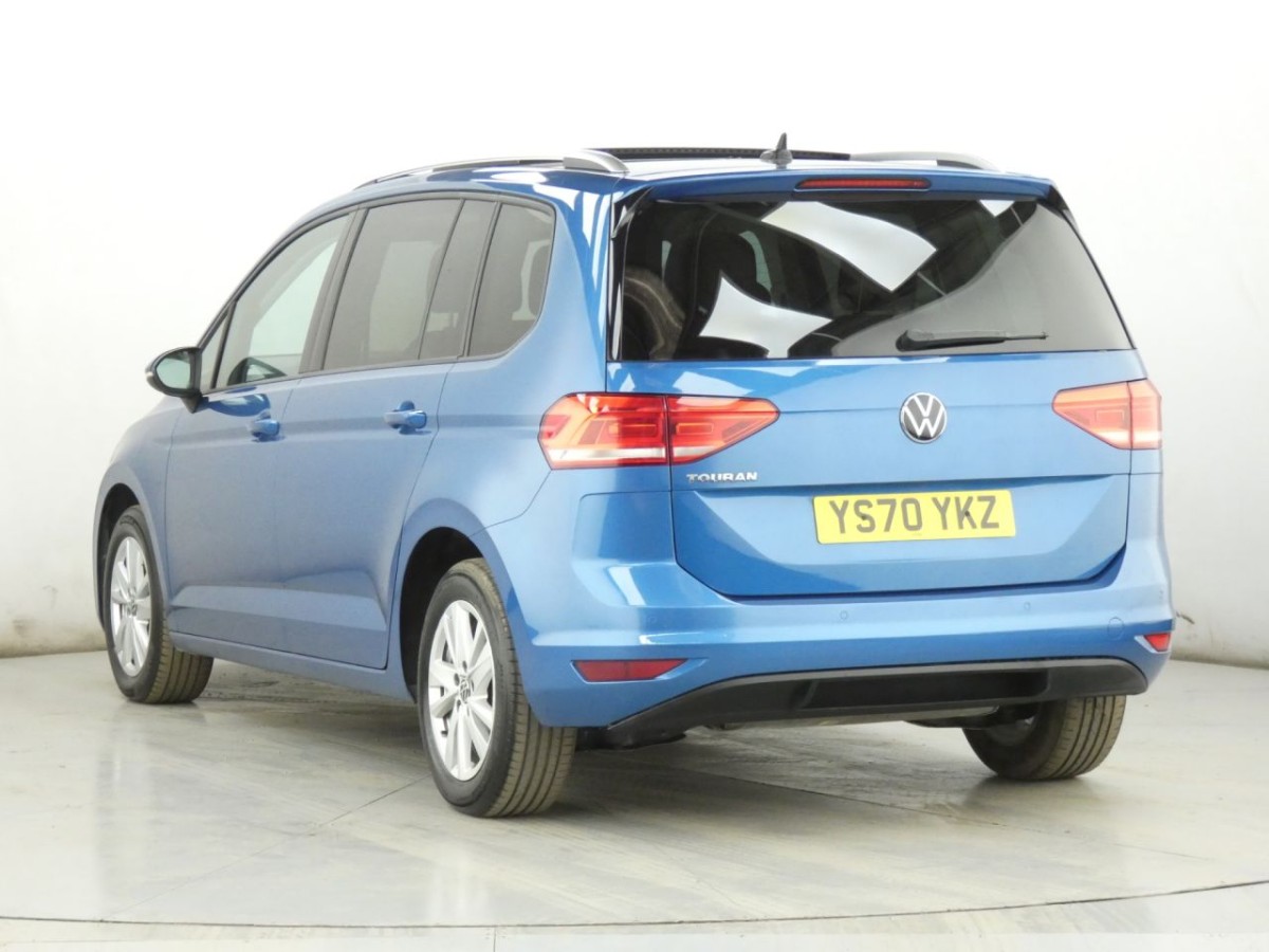 VOLKSWAGEN TOURAN 1.5 SE FAMILY TSI DSG 5D 148 BHP - 2020 - £18,400